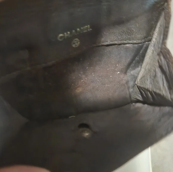 Chanel Caviar Leather Wallet - Picture 5 of 16